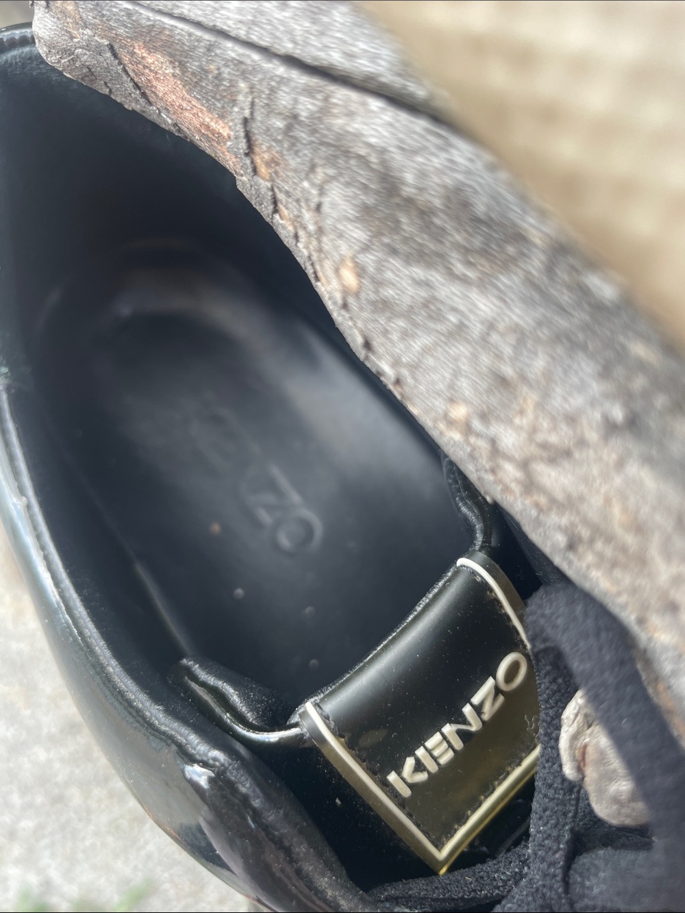 Kenzo Black Patent Platform Lace-Up Sneakers With Cream Sole View 2